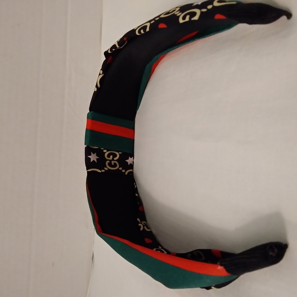 Stylish Green and Red Pattern Headband - Picture 3 of 4